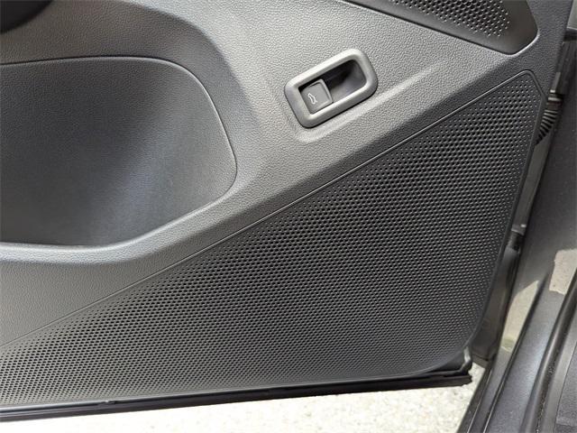 used 2025 Volkswagen Tiguan car, priced at $32,888