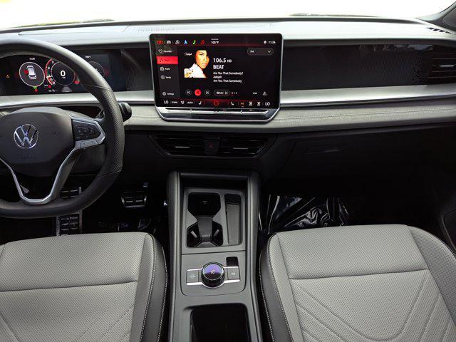 used 2025 Volkswagen Tiguan car, priced at $34,299