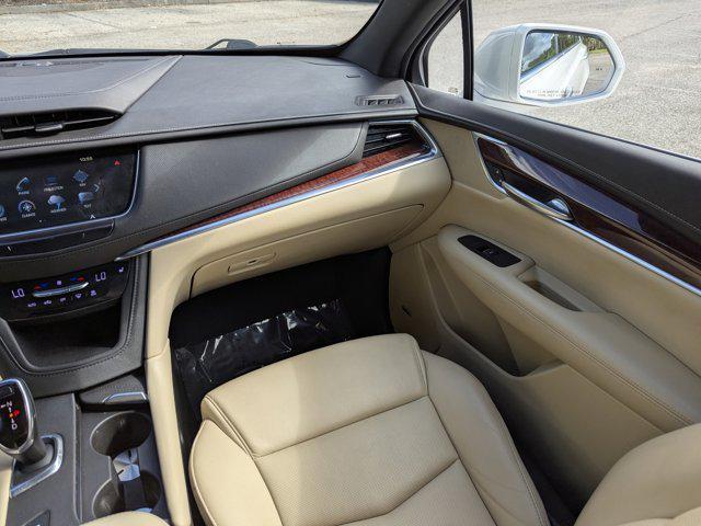 used 2018 Cadillac XT5 car, priced at $17,596
