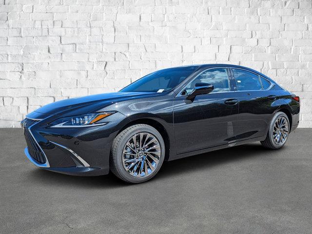 new 2025 Lexus ES 300h car, priced at $51,507