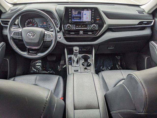 used 2020 Toyota Highlander car, priced at $30,988