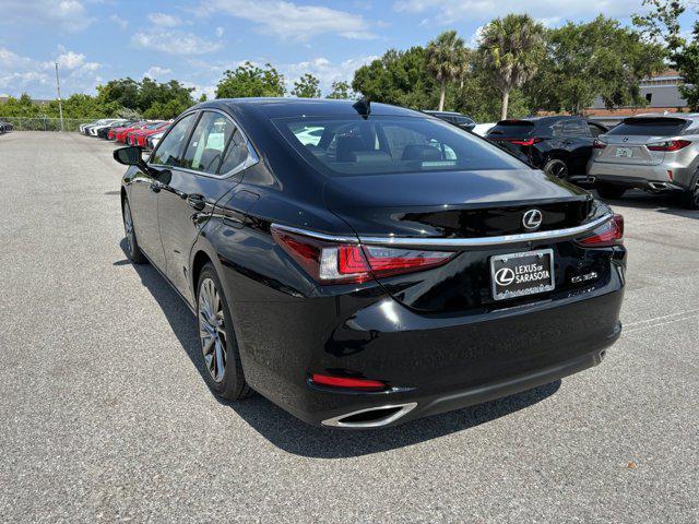 new 2024 Lexus ES 350 car, priced at $49,678