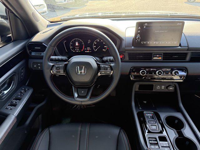 used 2025 Honda Pilot car, priced at $41,888