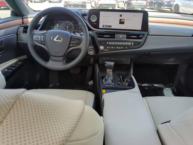new 2025 Lexus ES 300h car, priced at $48,816