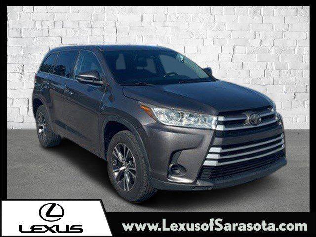 used 2018 Toyota Highlander car, priced at $15,637
