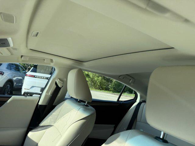 used 2023 Lexus ES 350 car, priced at $36,994