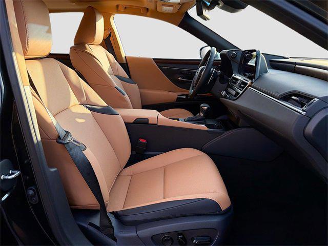 new 2025 Lexus ES 350 car, priced at $45,796