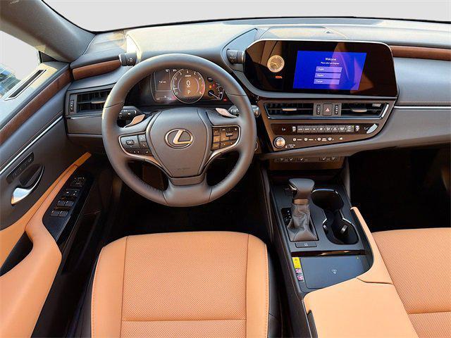 new 2025 Lexus ES 350 car, priced at $45,796