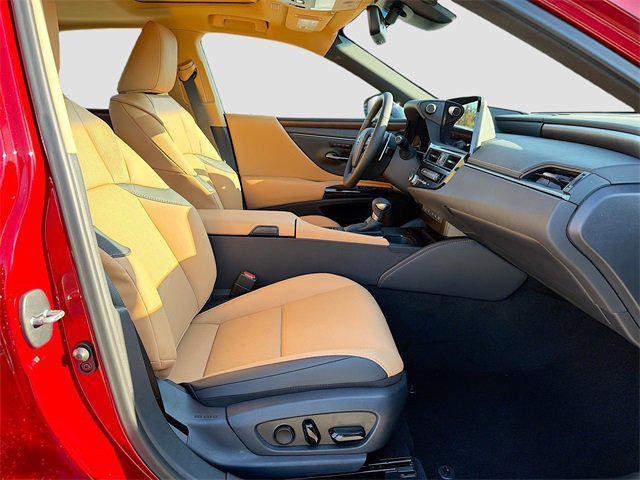 new 2025 Lexus ES 350 car, priced at $49,704