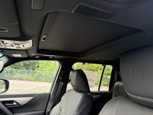 new 2025 Lexus LX 600 car, priced at $113,546