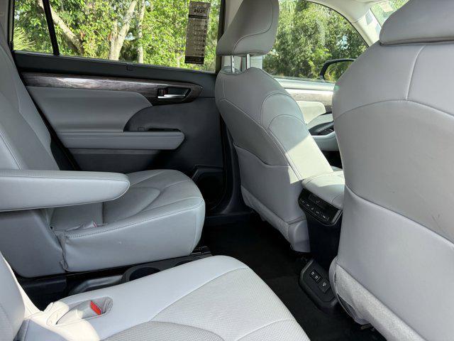 used 2020 Toyota Highlander car, priced at $31,589
