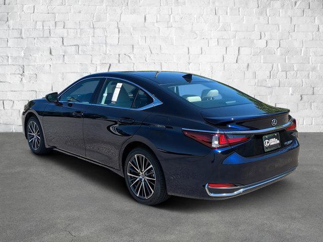 new 2025 Lexus ES 300h car, priced at $48,356