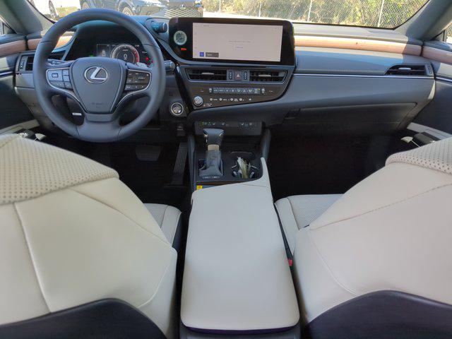 new 2025 Lexus ES 300h car, priced at $48,356