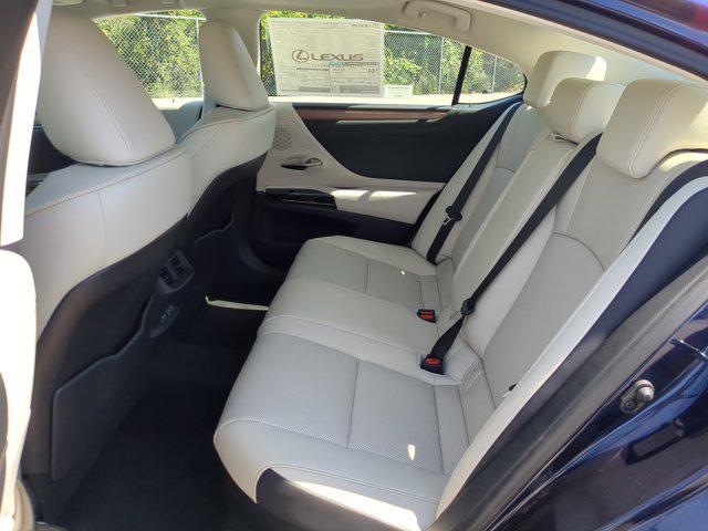 new 2025 Lexus ES 300h car, priced at $48,356