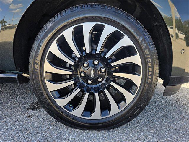 used 2023 Lincoln Navigator car, priced at $67,990
