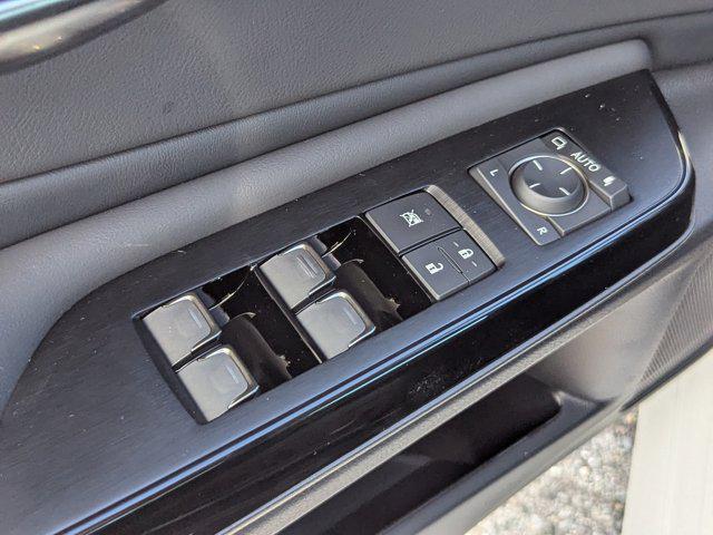 new 2025 Lexus ES 350 car, priced at $46,318