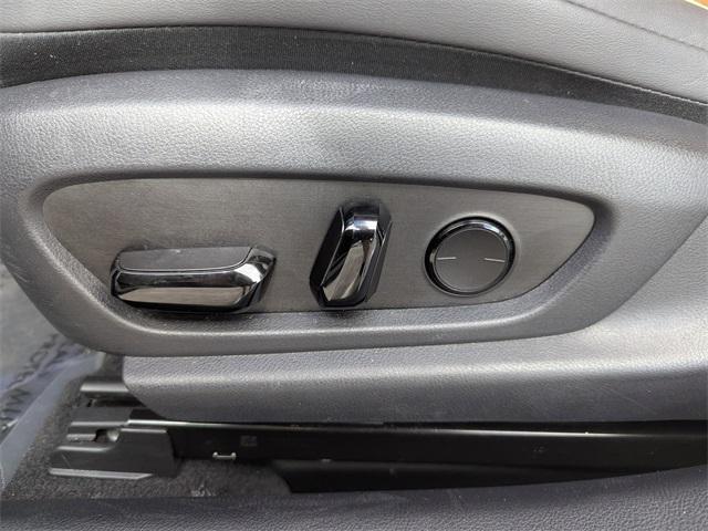 used 2023 Lexus ES 300h car, priced at $29,998