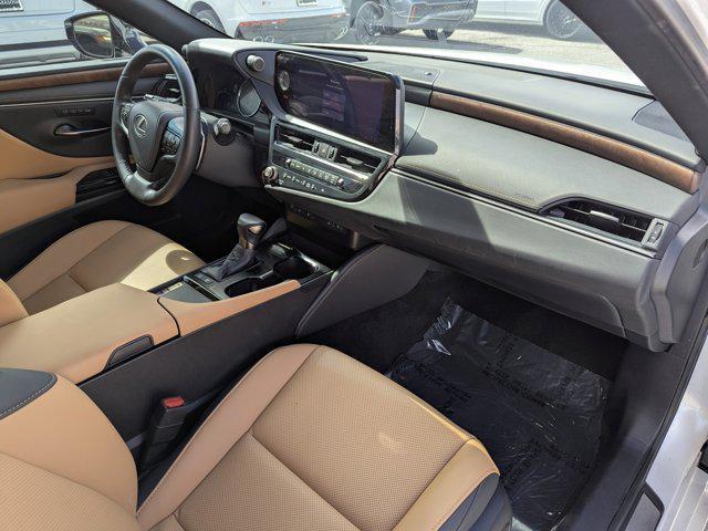 used 2023 Lexus ES 300h car, priced at $34,442