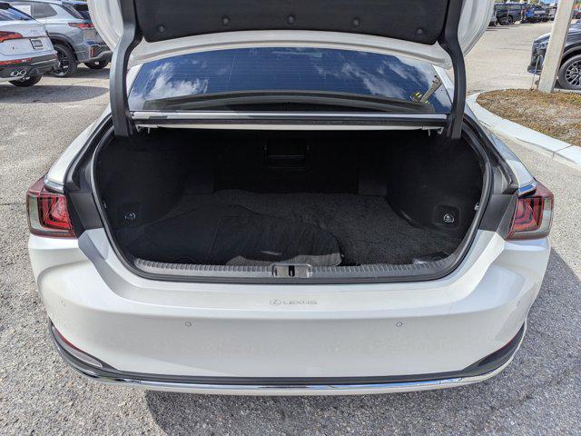 used 2023 Lexus ES 300h car, priced at $34,442