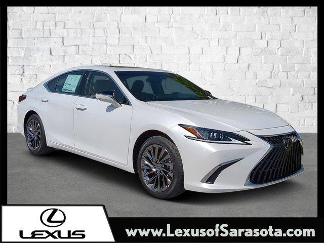 new 2025 Lexus ES 300h car, priced at $52,000