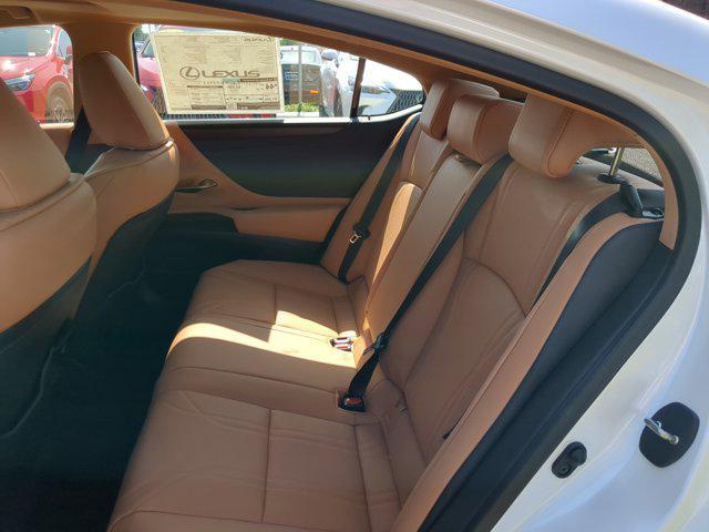 new 2025 Lexus ES 300h car, priced at $52,000