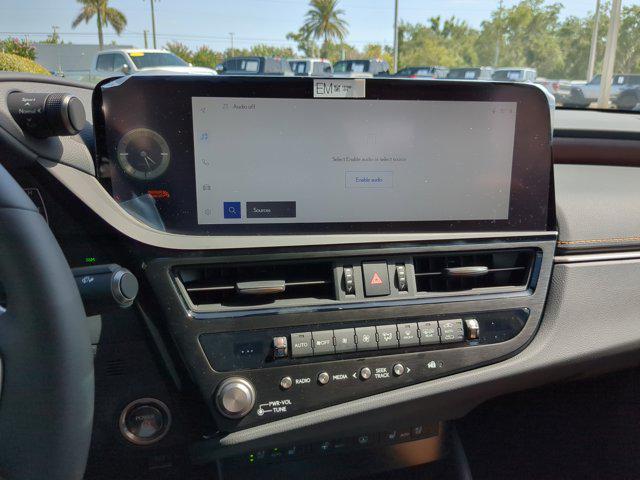 new 2025 Lexus ES 300h car, priced at $52,000