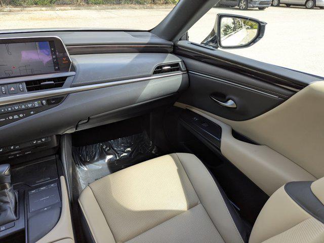 used 2020 Lexus ES 350 car, priced at $31,874