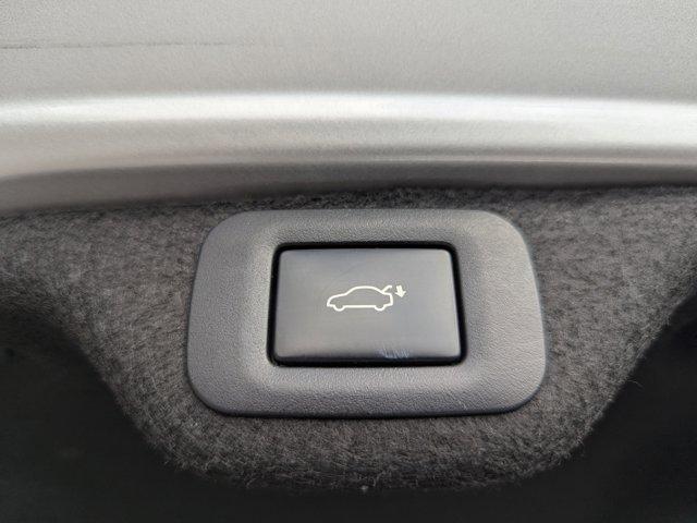 used 2020 Lexus ES 350 car, priced at $31,874