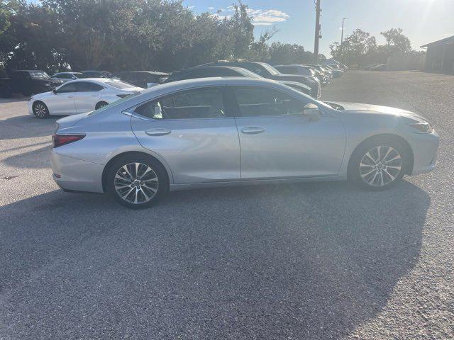 used 2020 Lexus ES 350 car, priced at $32,499