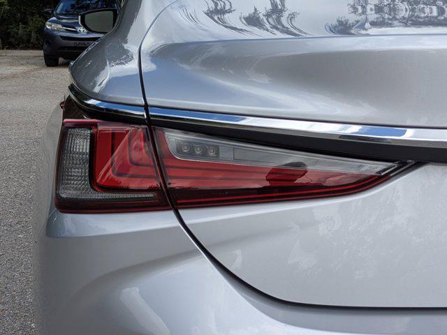 used 2020 Lexus ES 350 car, priced at $31,874