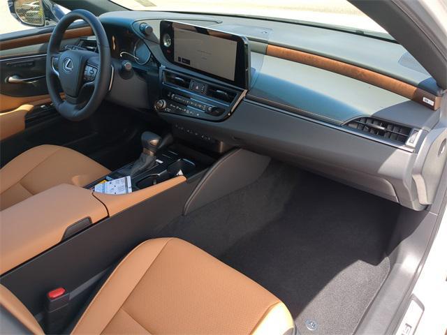 new 2025 Lexus ES 350 car, priced at $48,010