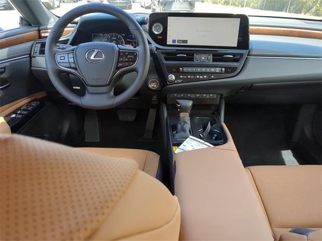 new 2025 Lexus ES 350 car, priced at $48,010