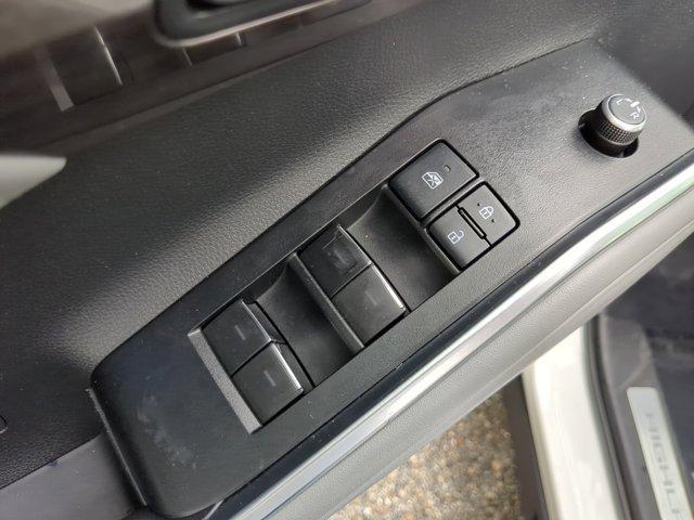 used 2021 Toyota Highlander car, priced at $31,251