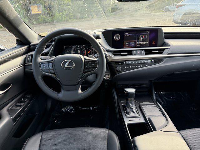 used 2020 Lexus ES 350 car, priced at $30,406