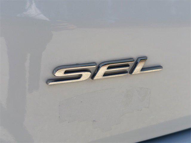 used 2022 Ford Edge car, priced at $22,313