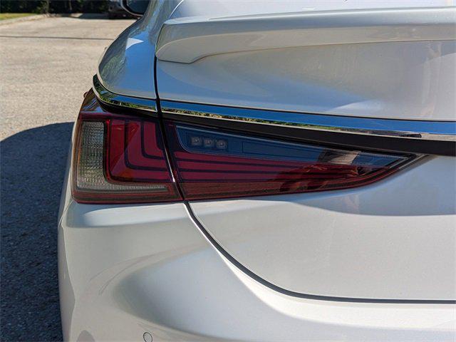 used 2020 Lexus ES 350 car, priced at $30,401