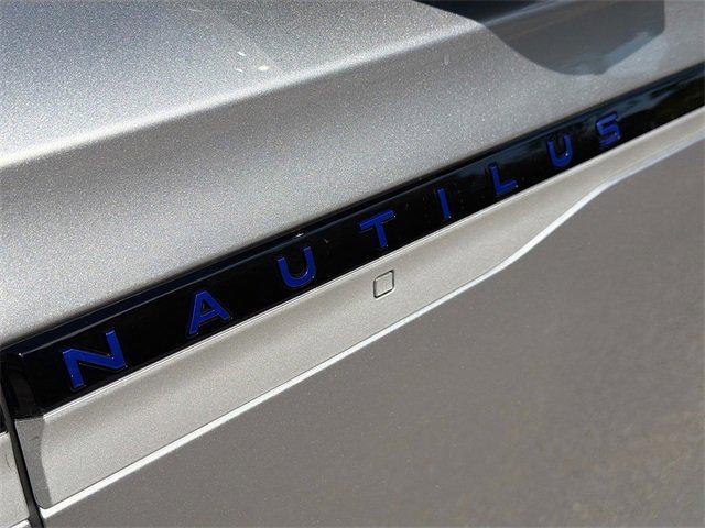 used 2024 Lincoln Nautilus car, priced at $38,888