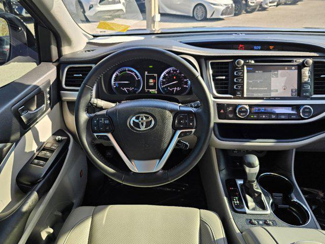 used 2019 Toyota Highlander Hybrid car, priced at $35,265