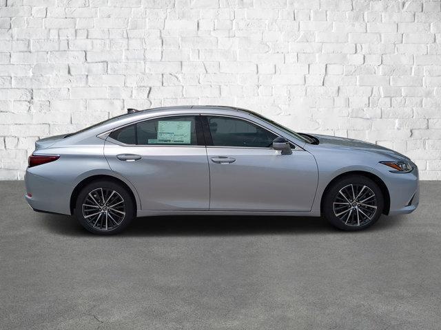 new 2025 Lexus ES 350 car, priced at $47,602