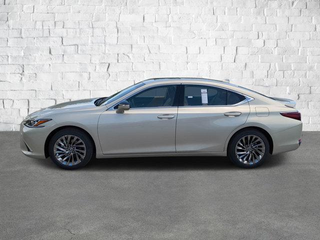 new 2025 Lexus ES 300h car, priced at $51,090