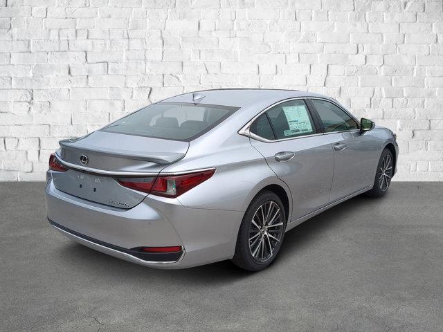 new 2025 Lexus ES 300h car, priced at $48,816
