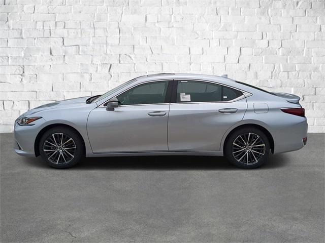 new 2025 Lexus ES 300h car, priced at $48,816