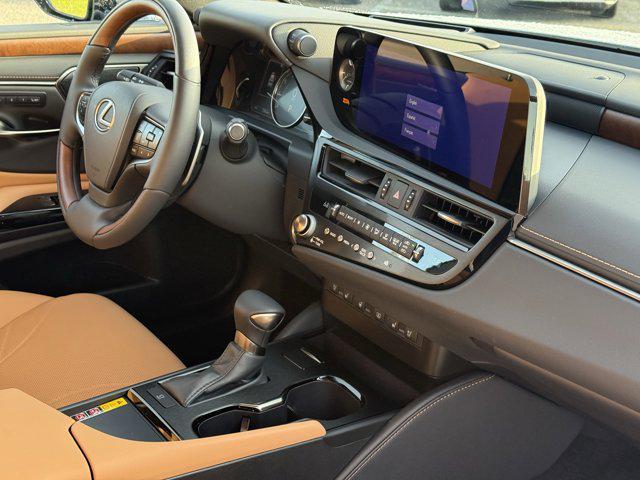 used 2025 Lexus ES 350 car, priced at $53,789