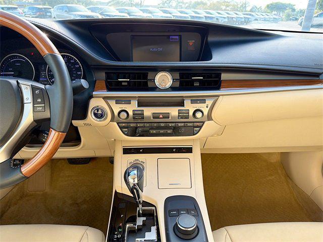 used 2013 Lexus ES 300h car, priced at $13,998
