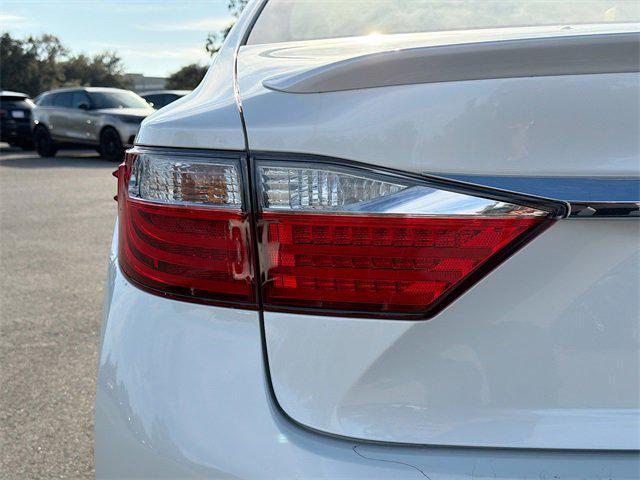 used 2013 Lexus ES 300h car, priced at $13,998