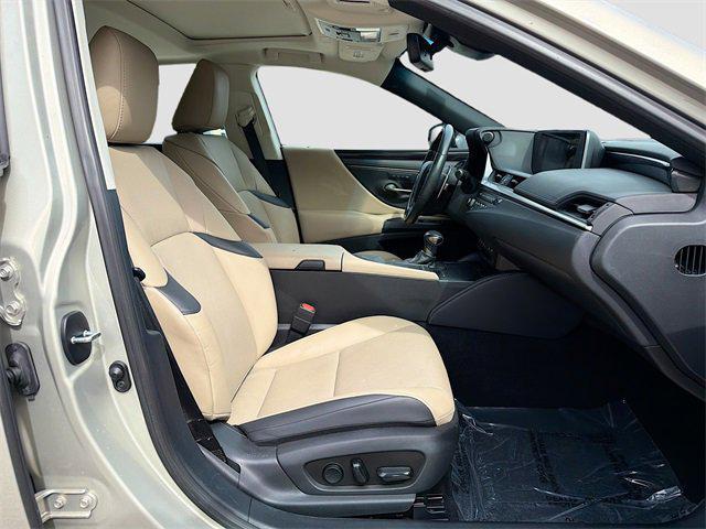 used 2020 Lexus ES 350 car, priced at $29,299
