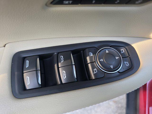 used 2019 Cadillac XT5 car, priced at $25,089