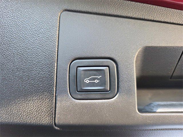 used 2019 Cadillac XT5 car, priced at $24,298