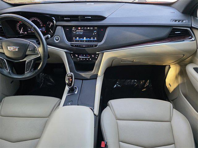 used 2019 Cadillac XT5 car, priced at $24,298