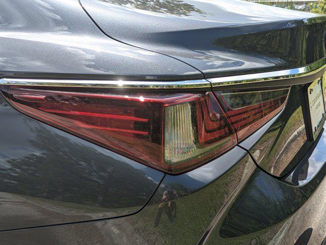 used 2025 Lexus ES 350 car, priced at $42,424